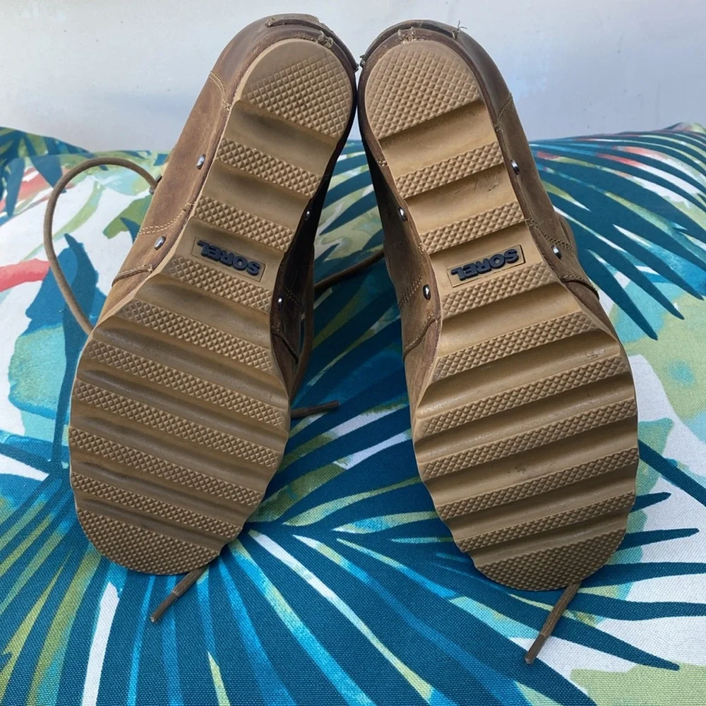 SOREL wedge boots. Tan. Size 6 US - Picture 5 of 8